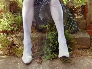 Bianco calze autoreggenti e raso mutandine in il giardino: hd sporco clip 7d
